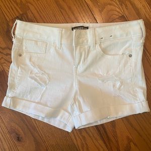 White Express women’s shorts - Midi - size 2